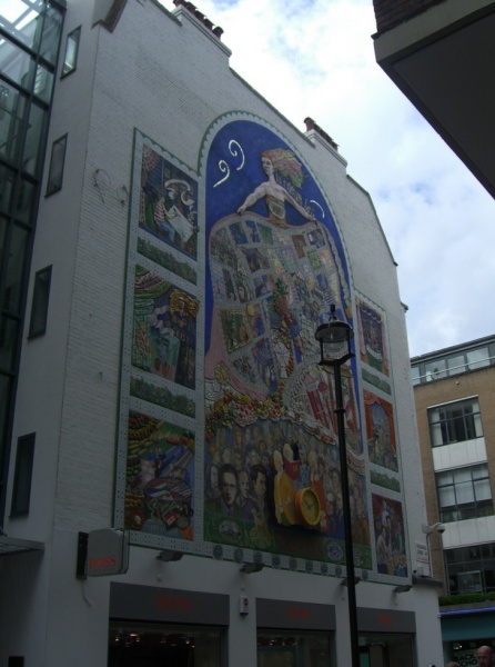 File:Psmith-11-The Mural on corner of Ganton St and Carnaby St.JPG