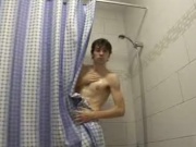 KM0138-GavinShower.jpg