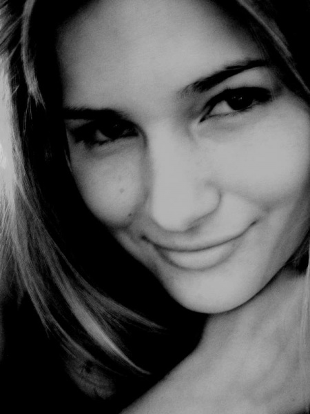 File:BEcki BW 2.jpg