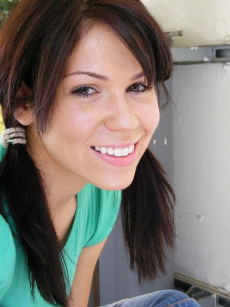 File:Katherine Pigtails.jpg