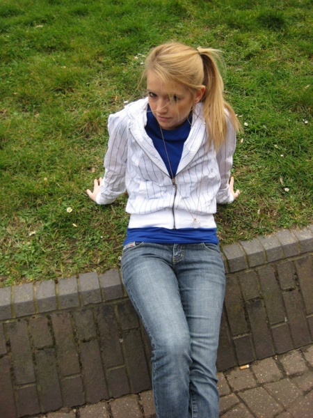 File:Lauren 4.jpg